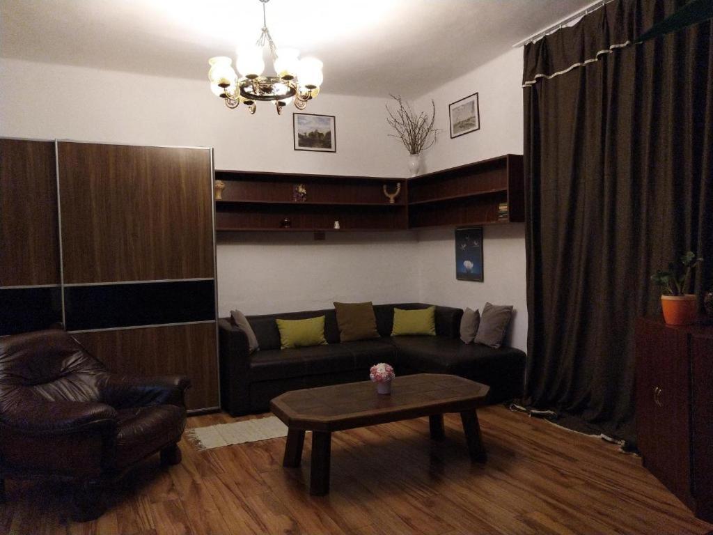 Erzsebet Vendeghaz Es Apartman Hajduszoboszlo Ngoại thất bức ảnh