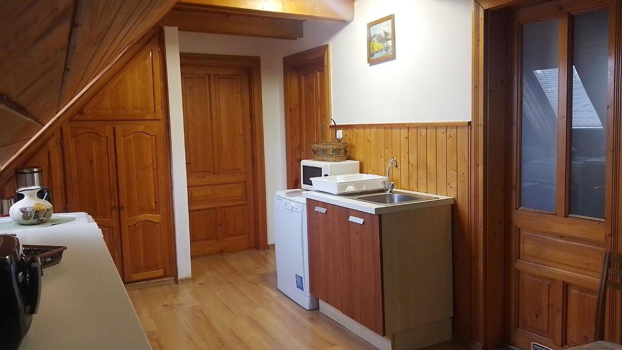 Erzsebet Vendeghaz Es Apartman Hajduszoboszlo Ngoại thất bức ảnh