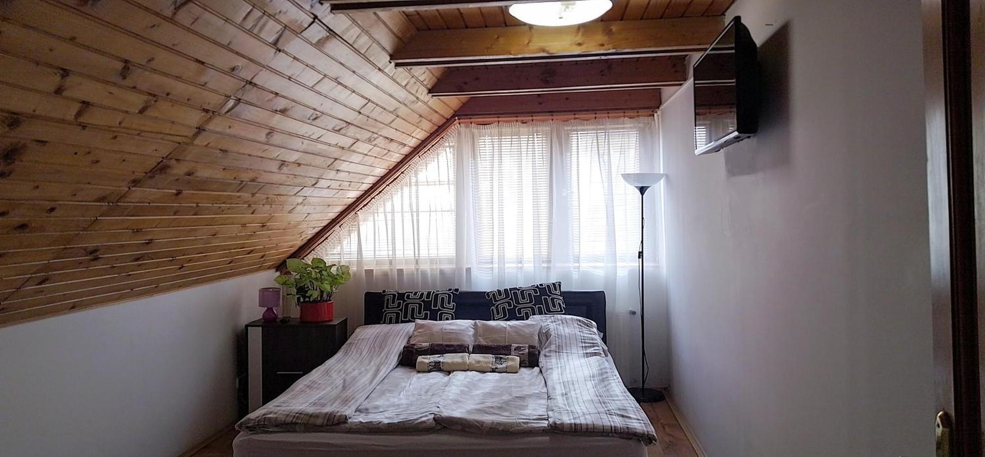 Erzsebet Vendeghaz Es Apartman Hajduszoboszlo Ngoại thất bức ảnh
