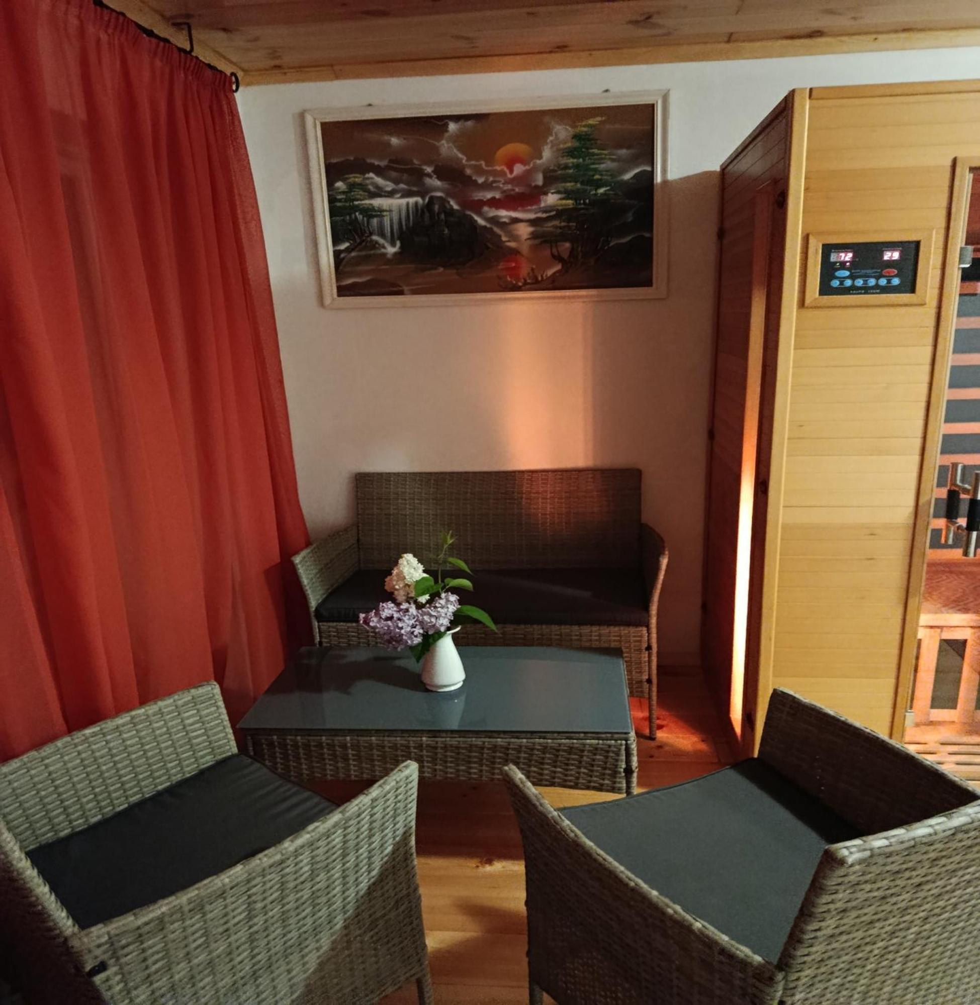 Erzsebet Vendeghaz Es Apartman Hajduszoboszlo Ngoại thất bức ảnh