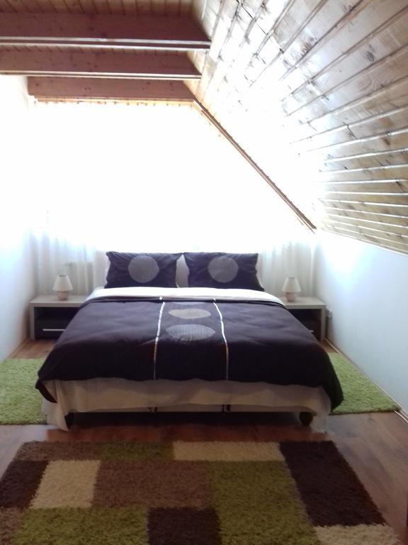 Erzsebet Vendeghaz Es Apartman Hajduszoboszlo Ngoại thất bức ảnh